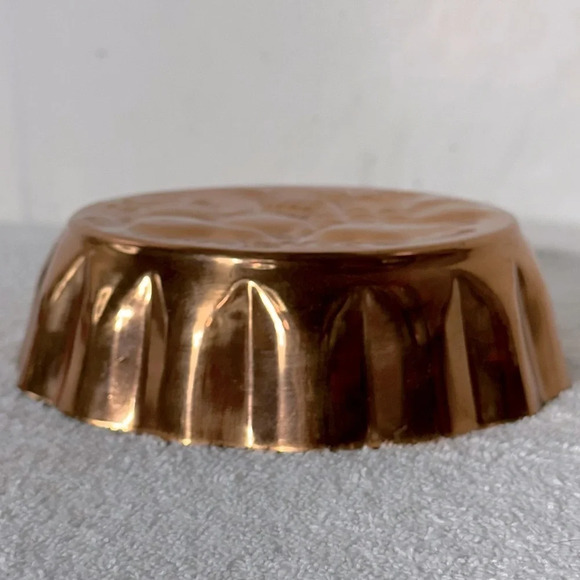 Vintage Copper Jelly Mold Food Mold Fruit Design Wall Decor - Picture 8 of 15